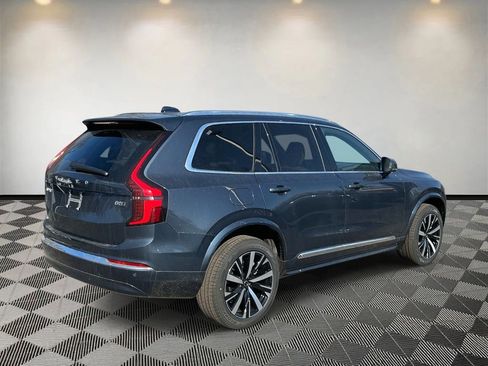 New 2026 Volvo XC90 B5 Core image 3