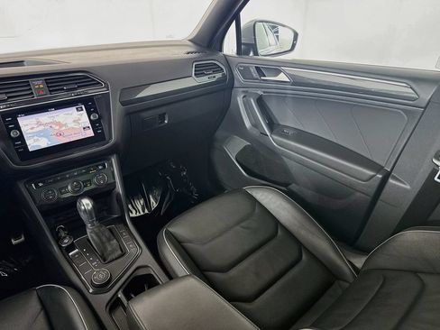 Used 2019 Volkswagen Tiguan SEL Premium R-Line AWD/4WD image 28