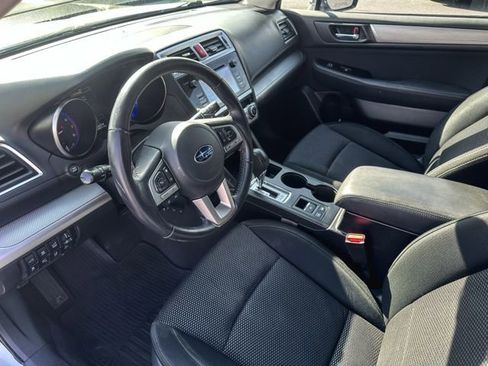 Used 2016 Subaru Outback 2.5i Premium image 13