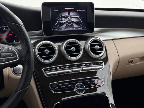Used 2018 Mercedes-Benz C 300 4MATIC Sedan image 3