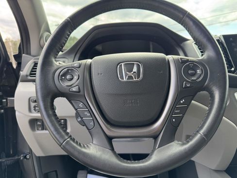 Used 2023 Honda Ridgeline RTL-E image 3