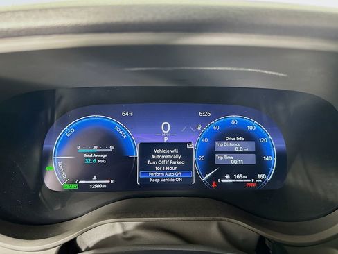 Used 2025 Toyota Sienna Platinum image 16