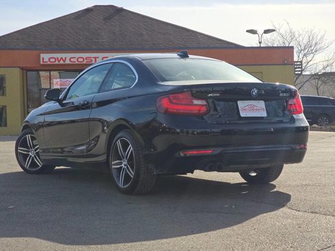 Used 2017 BMW 230i xDrive 230i xDrive AWD 2dr Coupe image 7