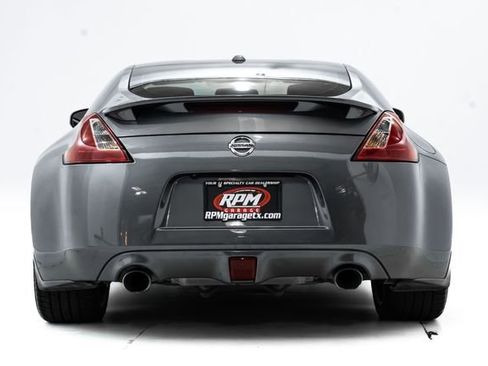 Used 2014 Nissan 370Z Touring w/ Sport Package image 3