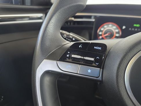 Used 2023 Hyundai Santa Cruz SEL image 18