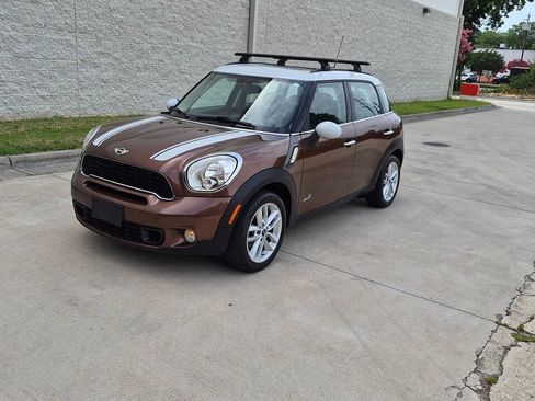 Used 2013 MINI Cooper Countryman S AWD/4WD image 2