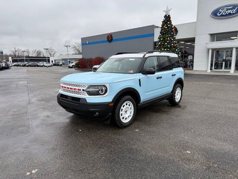 New 2025 Ford Bronco Sport Heritage w/ Convenience Package AWD/4WD image 3