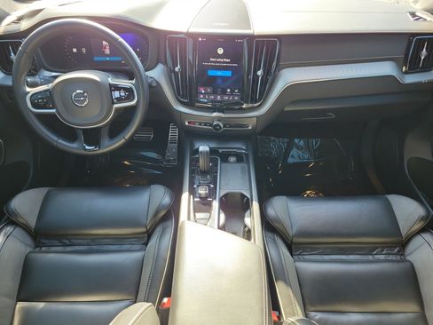 Used 2022 Volvo XC60 B5 R-Design w/ Protection Package Premier FWD image 14