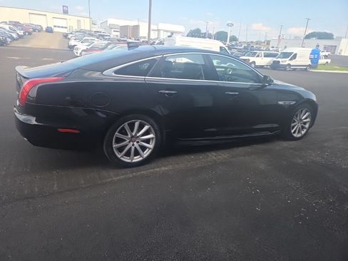 Used 2018 Jaguar XJ R-Sport AWD/4WD image 12
