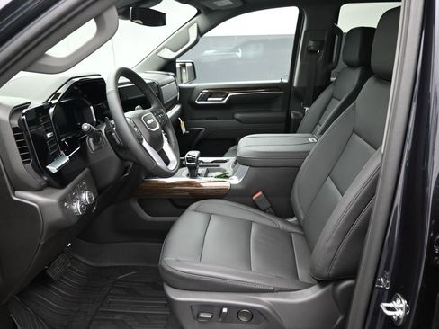 New 2026 GMC Sierra 1500 Elevation w/ Elevation Premium Package image 9
