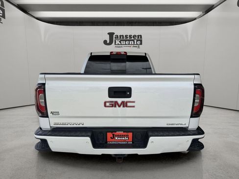 Used 2018 GMC Sierra 1500 Denali w/ Denali Ultimate Package AWD/4WD image 2