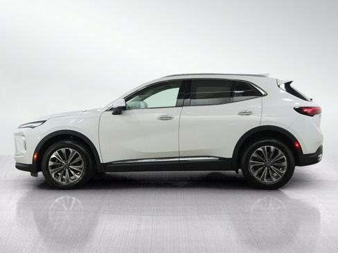 Used 2024 Buick Envision Preferred AWD/4WD image 2