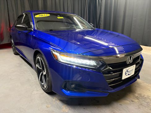 Used 2022 Honda Accord Sport image 3