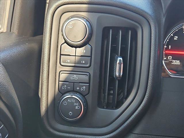 Certified 2020 Chevrolet Silverado 1500 Custom Trail Boss AWD/4WD image 17