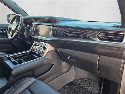 Used 2023 GMC Yukon Denali w/ LPO, Floor Liner Package image 23