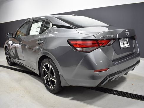 New 2025 Nissan Sentra SV image 3