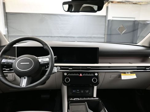 New 2026 Hyundai Tucson Limited image 22