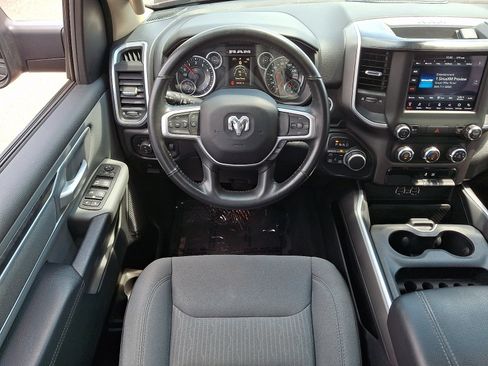 Used 2020 RAM 1500 Big Horn AWD/4WD image 11