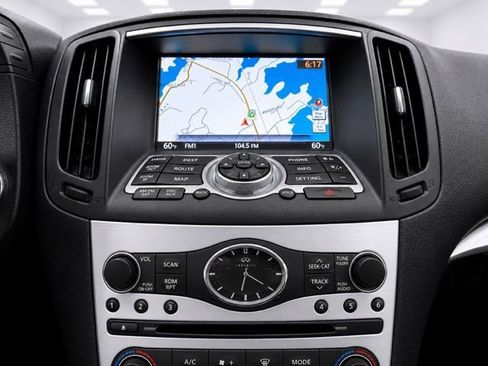 Used 2015 INFINITI Q60 AWD Coupe w/ Premium Package image 21