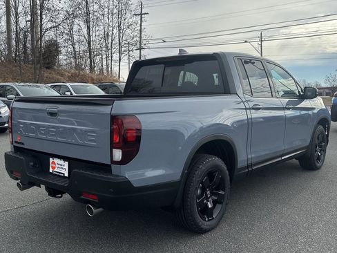 New 2026 Honda Ridgeline Black Edition image 5