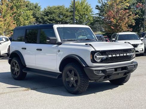 Used 2025 Ford Bronco Outer Banks AWD/4WD image 7