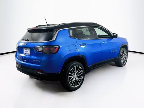 Used 2022 Jeep Compass Limited w/ Elite Group AWD/4WD image 5