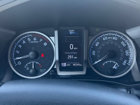 Used 2023 Toyota Tacoma SR5 RWD image 25