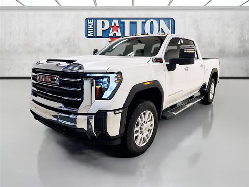 Used 2024 GMC Sierra 2500 SLT w/ SLT Premium Package image 3