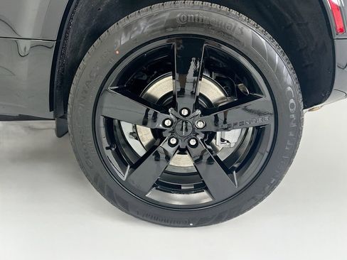 New 2026 Land Rover Defender 110 X-Dynamic SE AWD/4WD image 30