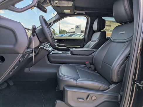 New 2026 Ford Expedition Platinum w/ Stealth Performance Package AWD/4WD image 11