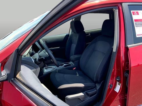 Used 2015 Nissan Rogue S w/ Convenience Package AWD/4WD image 8