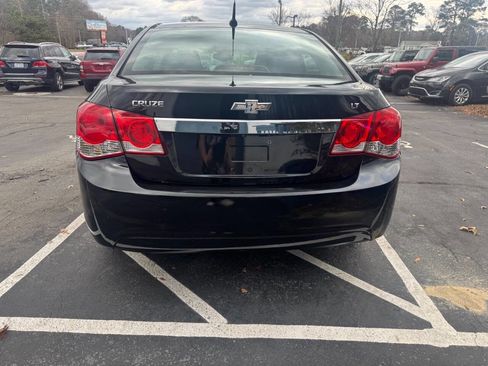 Used 2014 Chevrolet Cruze LT w/ Technology Package image 9