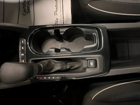 Certified 2025 Chevrolet TrailBlazer LT AWD/4WD image 24