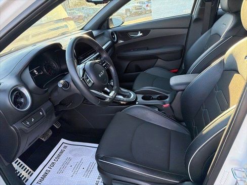 Used 2023 Kia Forte GT-Line image 11