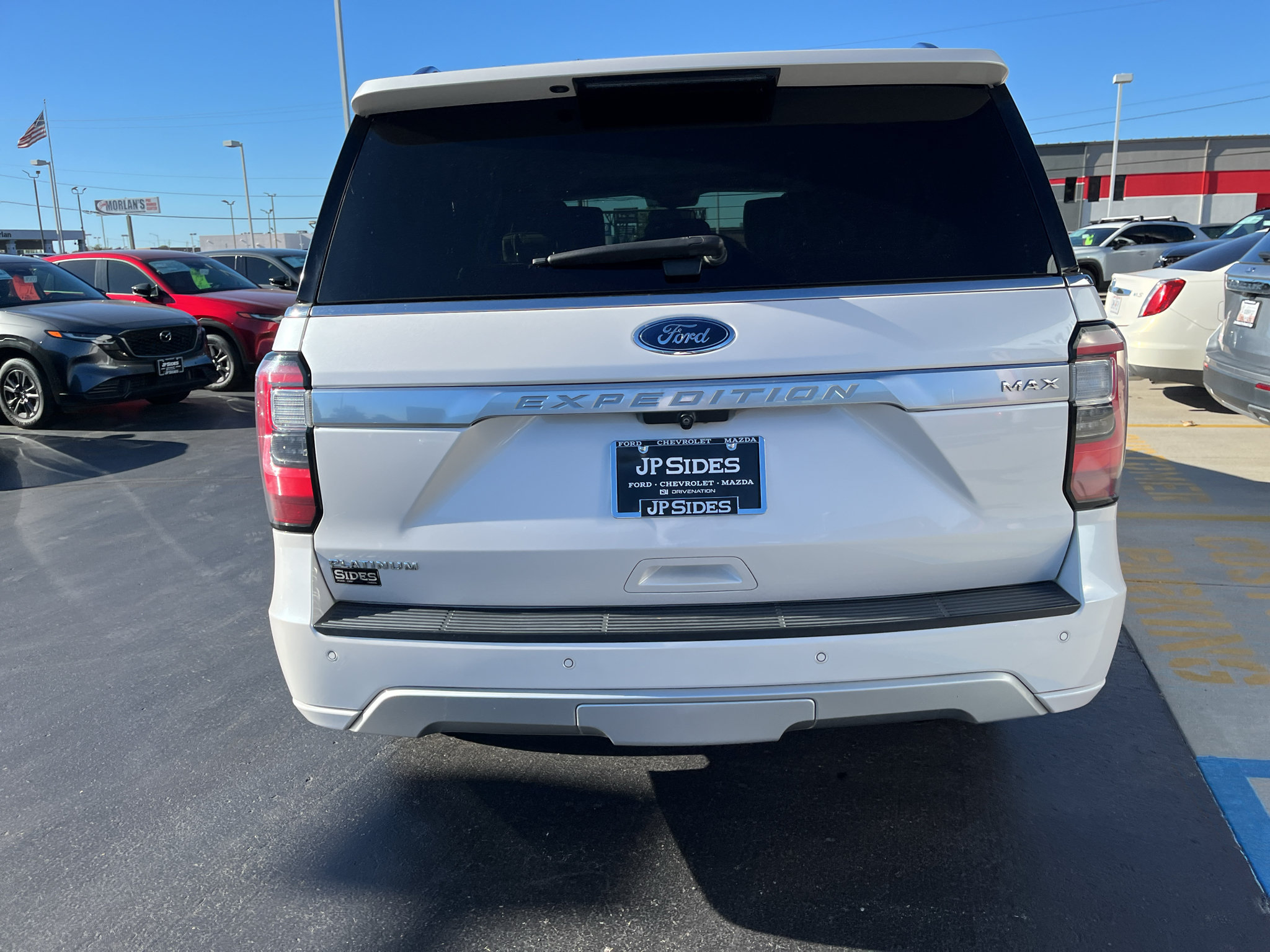 Used 2018 Ford Expedition Max Platinum AWD/4WD image 10