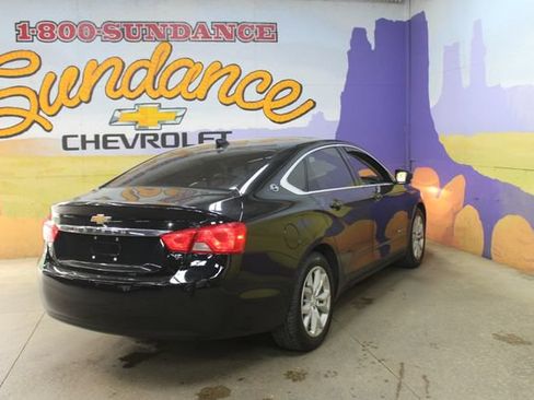 Used 2019 Chevrolet Impala LT FWD image 8
