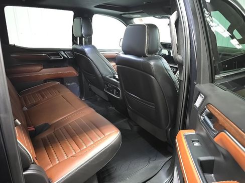 Used 2023 GMC Sierra 1500 Denali Ultimate image 17