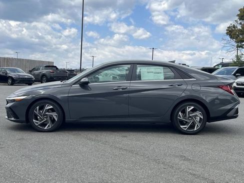 New 2026 Hyundai Elantra Limited w/ Cargo Package FWD image 35