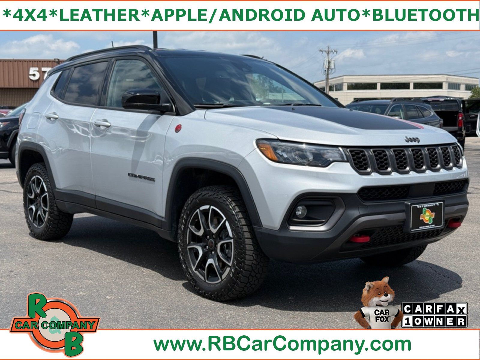 Used 2025 Jeep Compass Trailhawk AWD/4WD image 1