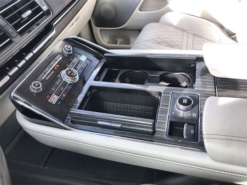 Used 2024 Lincoln Navigator L Black Label image 21