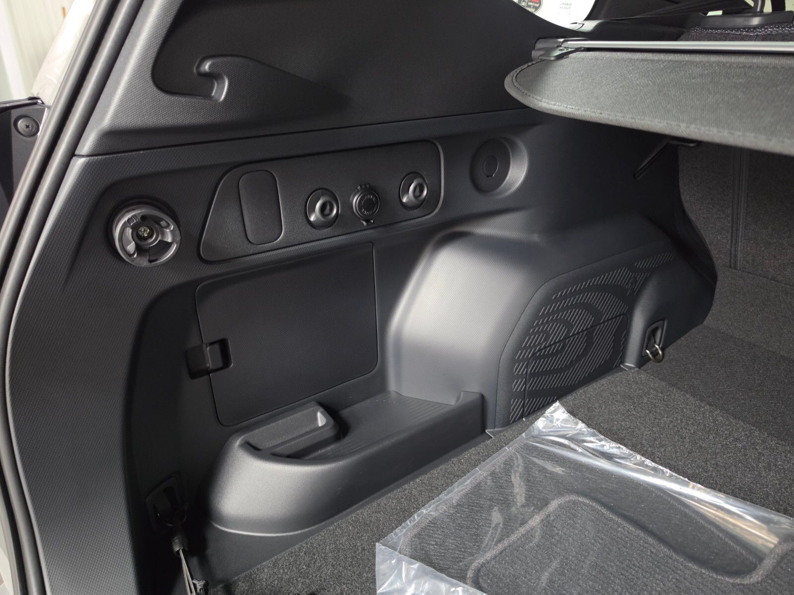 New 2026 Subaru Forester Premium AWD/4WD image 19