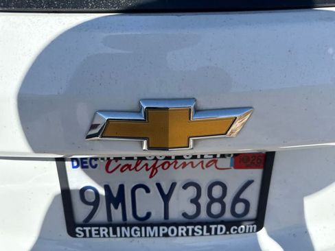 Used 2020 Chevrolet Equinox LS FWD image 12
