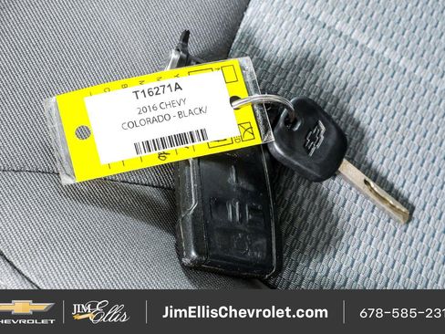 Used 2016 Chevrolet Colorado LT w/ LT Convenience Package RWD image 35