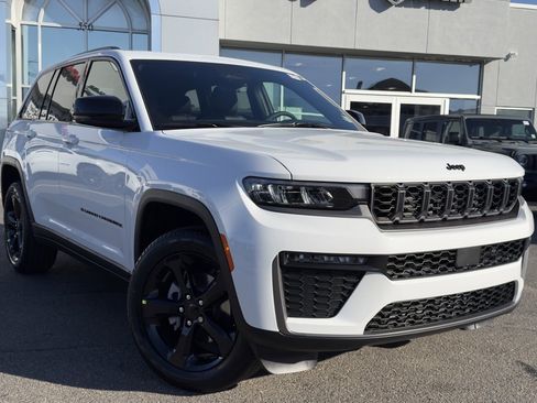 New 2026 Jeep Grand Cherokee Limited w/ Limited Altitude Package image 1