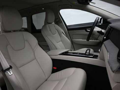 Used 2023 Volvo XC60 B5 Plus w/ Protection Package Premier image 35