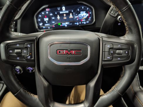 Used 2024 GMC Sierra 2500 AT4 w/ AT4 Premium Plus Package AWD/4WD image 10
