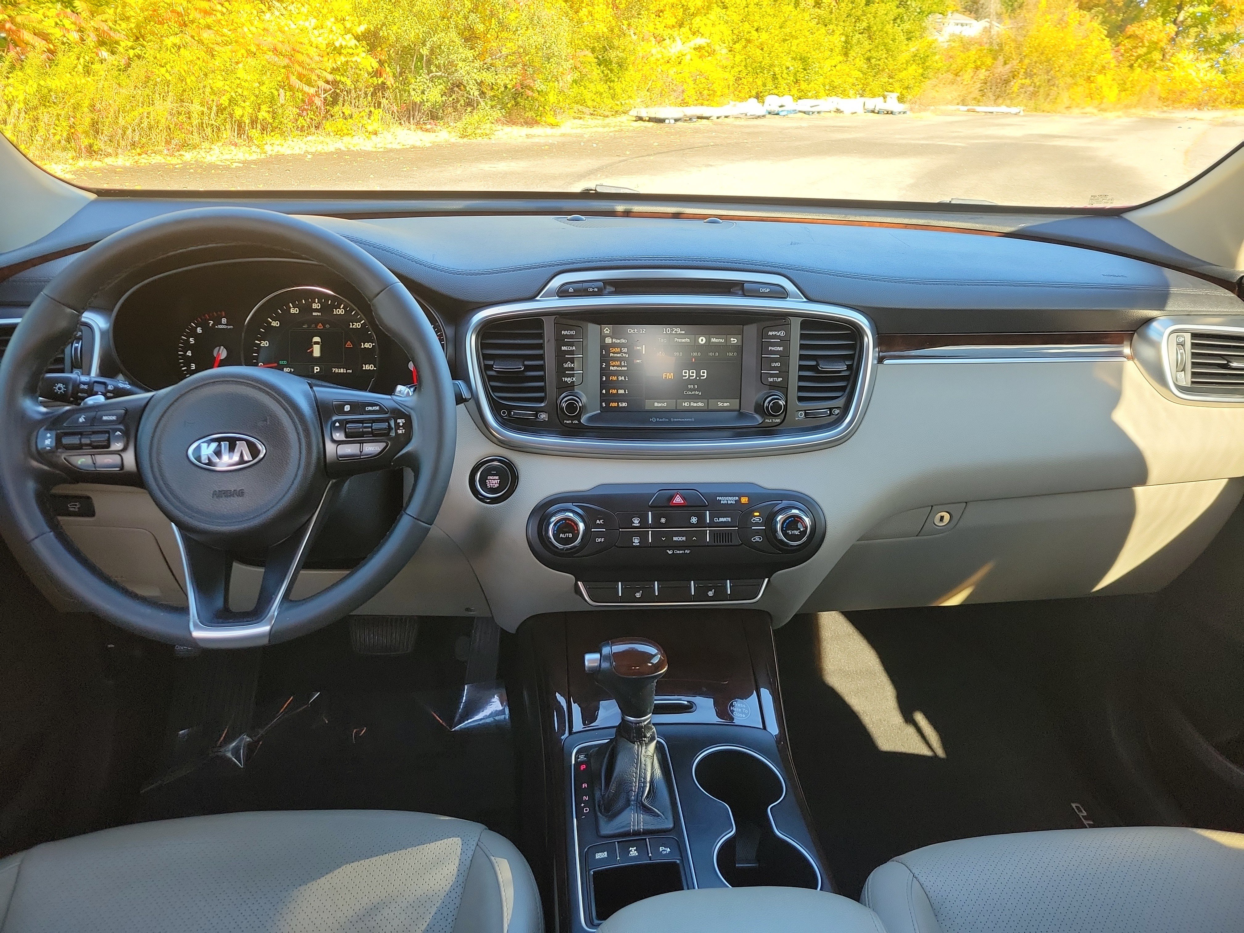 Used 2017 Kia Sorento EX w/ EX Premium Package AWD/4WD image 18