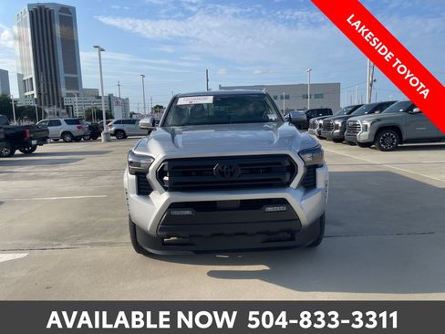 Certified 2026 Toyota Tacoma SR5 AWD/4WD image 9