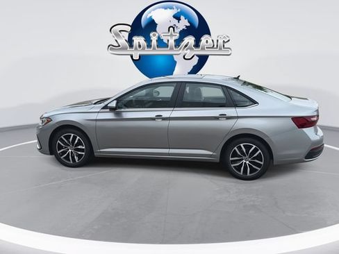 New 2026 Volkswagen Jetta SE FWD image 5