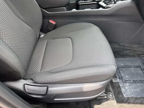 Used 2023 Kia Sportage LX AWD/4WD image 10